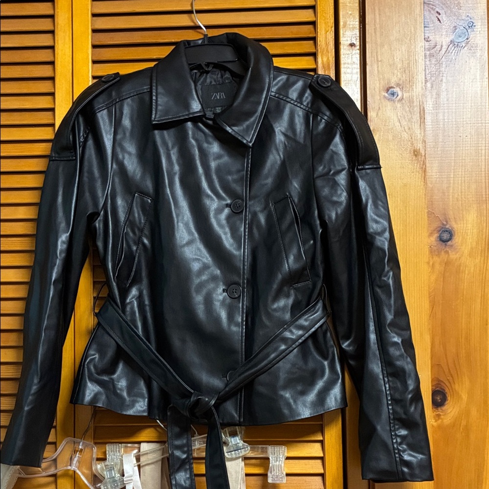 Zara Women's Black     Faux Leather Jacket with Belt